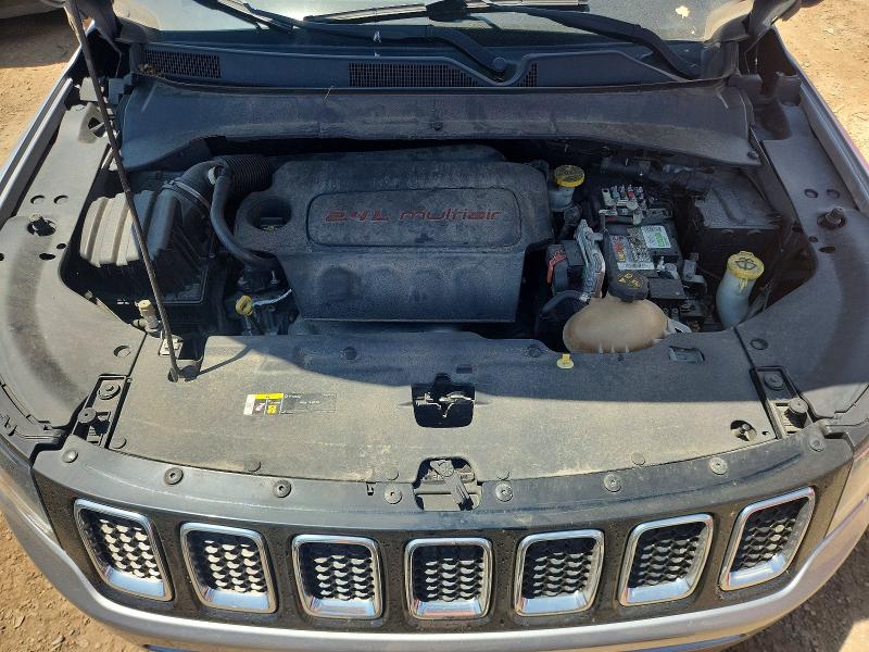 Photo 11 from auction – 2019 JEEP COMPASS with VIN 3C4NJCCB6KT675651