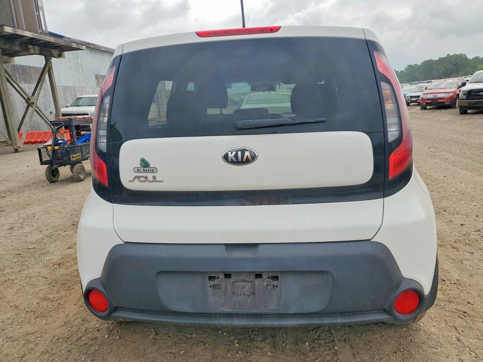 Photo 6 from auction – 2015 KIA SOUL with VIN KNDJN2A23F7209587