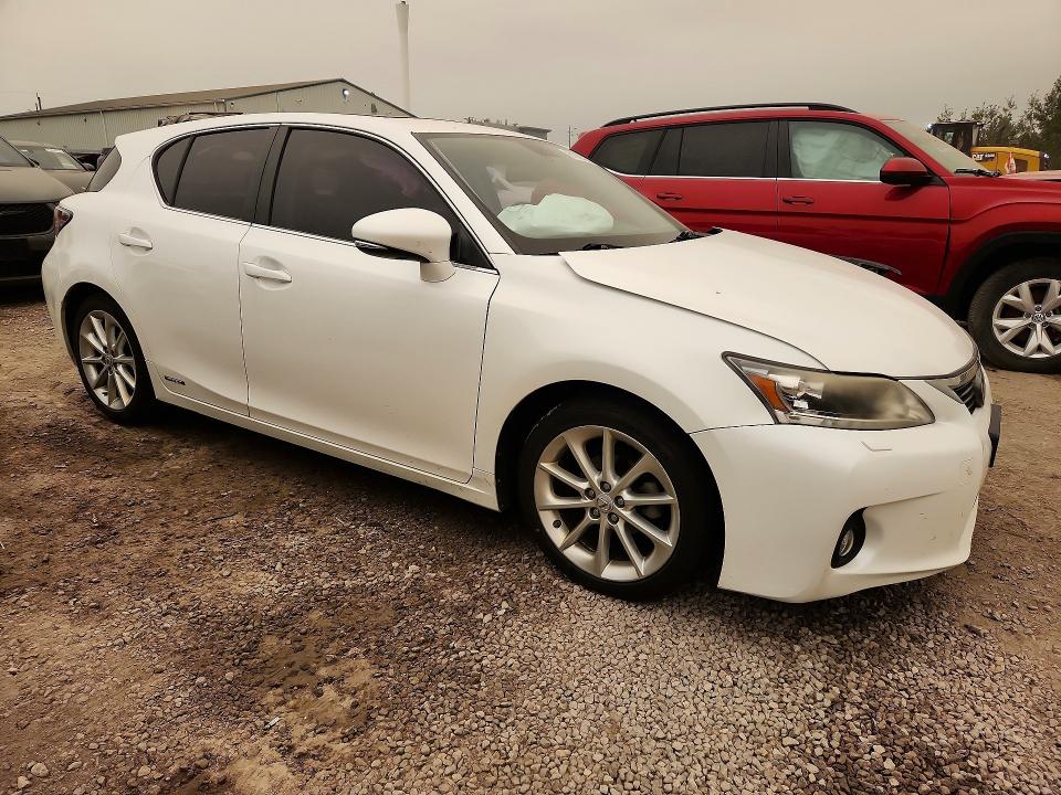 Photo 4 from auction – 2011 LEXUS CT with VIN JTHKD5BH5B2007237