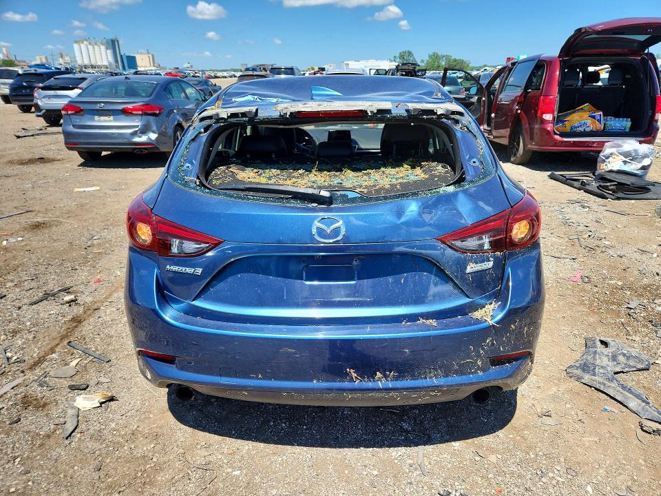 Photo 6 from auction – 2018 MAZDA 3 with VIN 3MZBN1M33JM166481