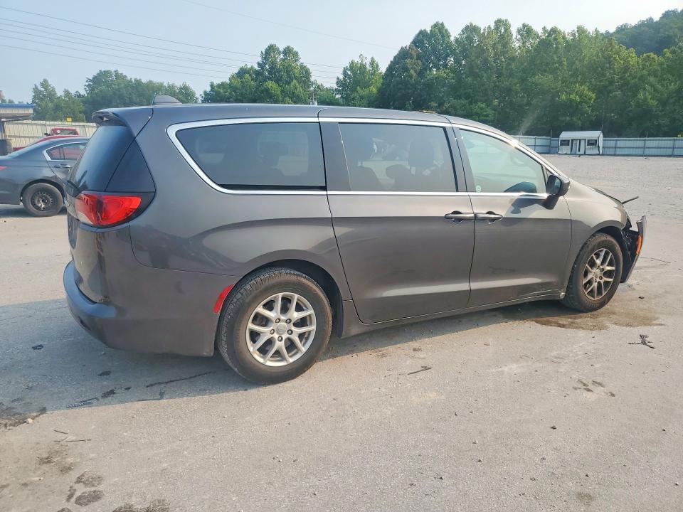Photo 3 from auction – 2017 CHRYSLER PACIFICA with VIN 2C4RC1CG0HR522660