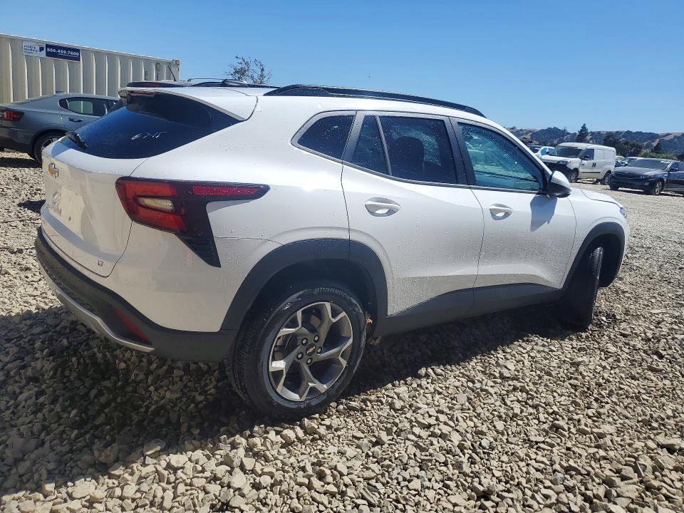 Photo 3 from auction – 2026 CHEVROLET TRAX with VIN KL77LHEP7TC181771