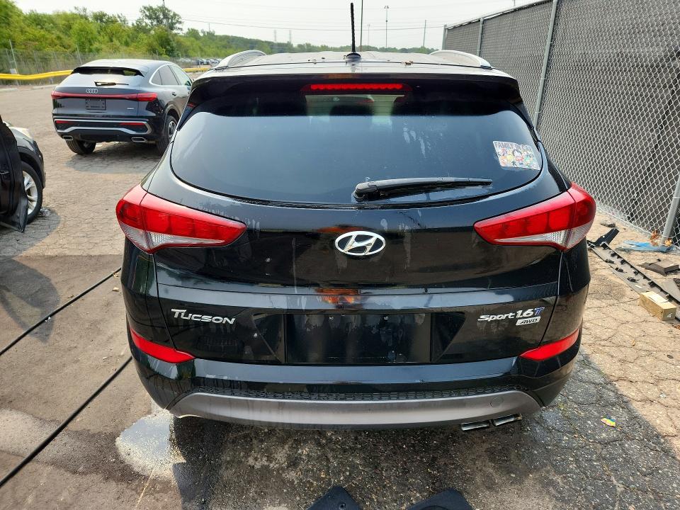 Photo 6 from auction – 2016 HYUNDAI TUCSON with VIN KM8J3CA28GU236262