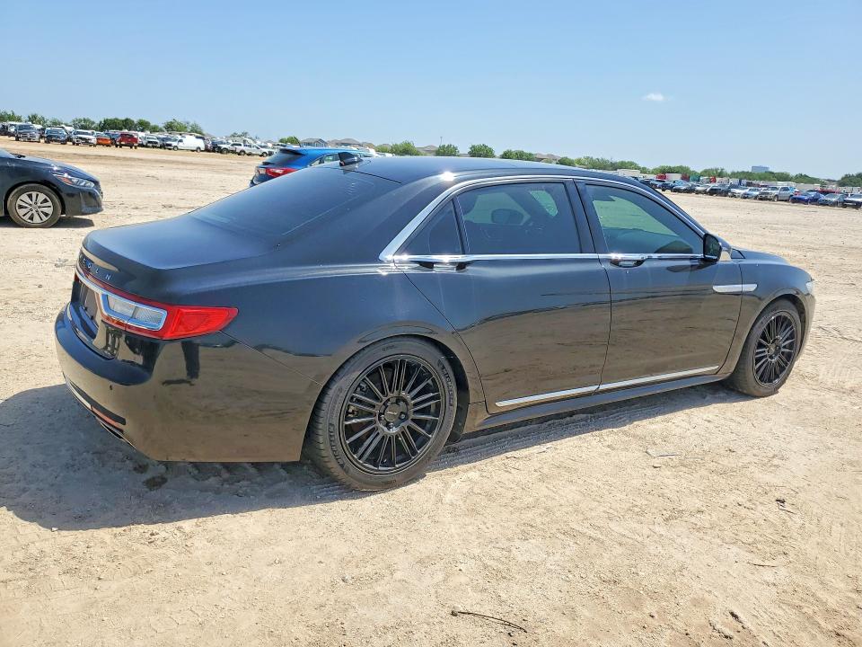 Photo 3 from auction – 2019 LINCOLN CONTINENTAL with VIN 1LN6L9SK0K5613337