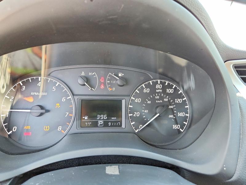Photo 9 from auction – 2016 NISSAN SENTRA with VIN 3N1AB7AP2GY268117