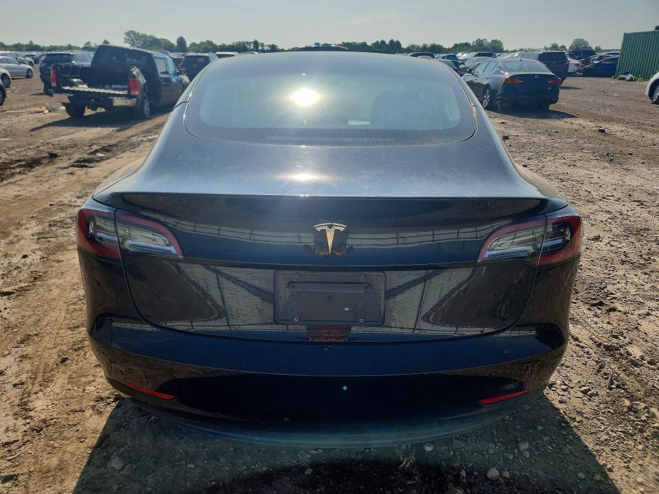 Photo 6 from auction – 2023 TESLA MODEL 3 with VIN 5YJ3E1EAXPF685951