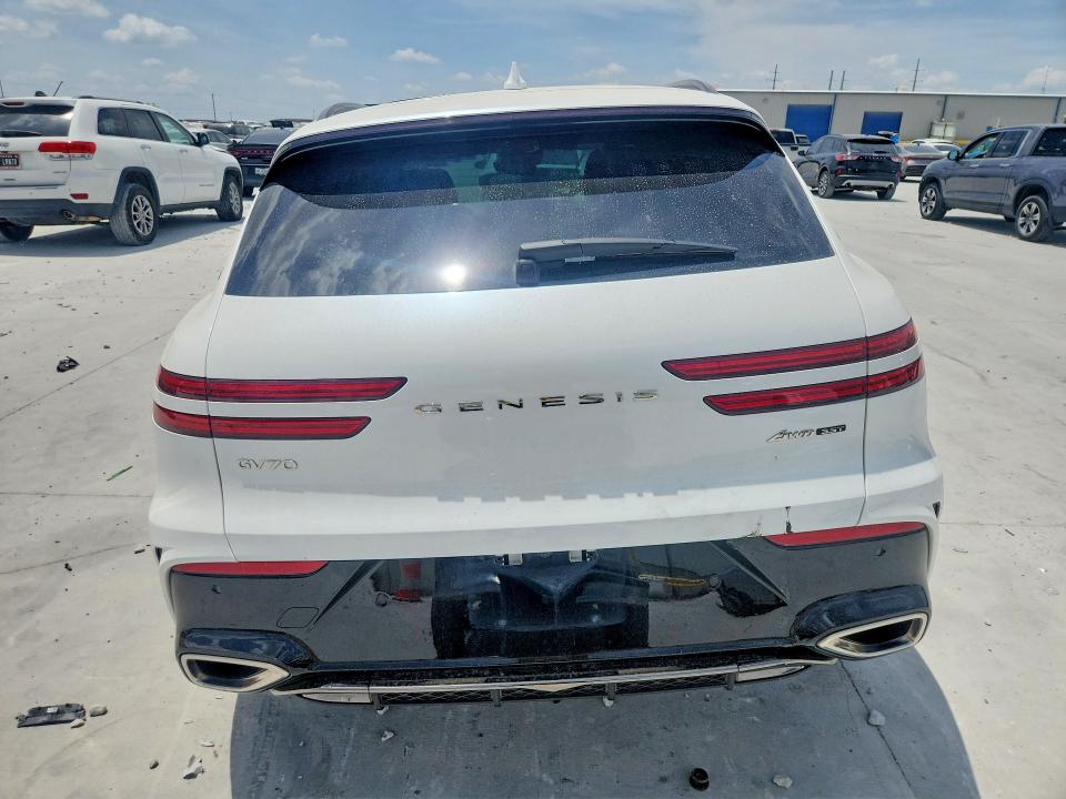 Photo 6 from auction – 2026 GENESIS GV70 with VIN KMUMEDTC4TU257589