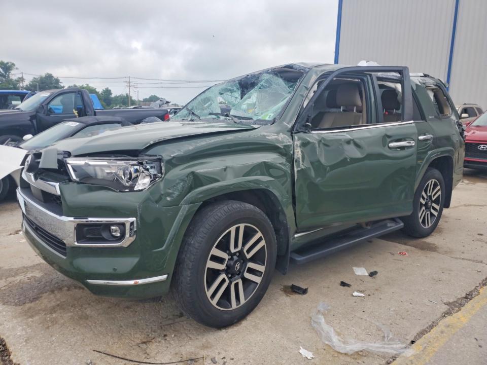2022 TOYOTA 4RUNNER - Търг №60432366