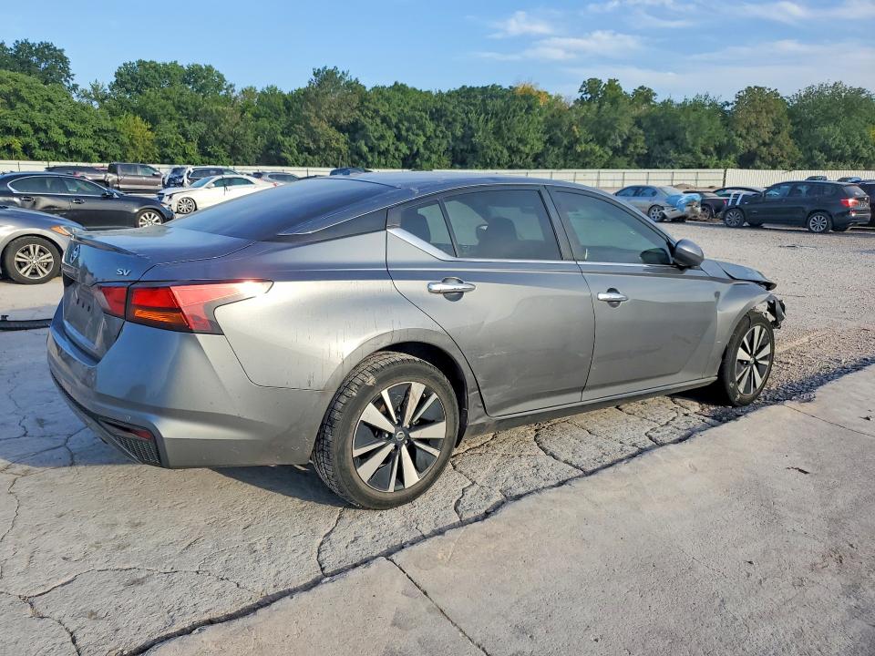 Photo 3 from auction – 2021 NISSAN ALTIMA with VIN 1N4BL4DV3MN388529