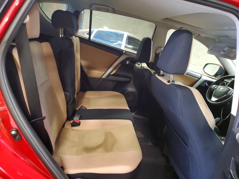 Photo 11 from auction – 2016 TOYOTA RAV4 with VIN 2T3RFREV9GW533467