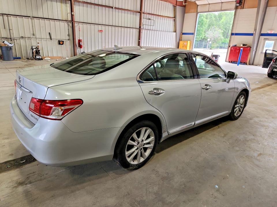 Photo 3 from auction – 2010 LEXUS ES with VIN JTHBK1EG2A2366027