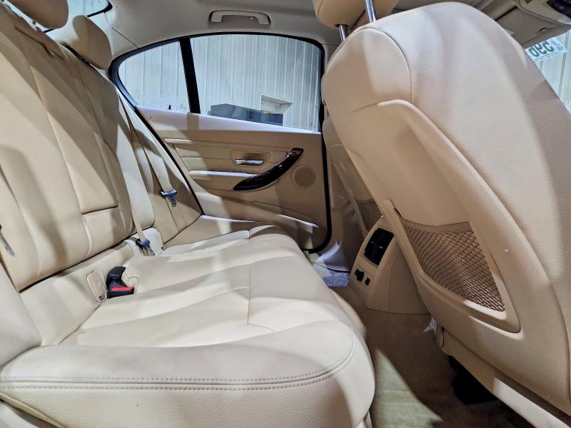 Photo 10 from auction – 2014 BMW 335 with VIN WBA3B9G59ENR79389
