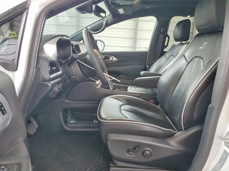 Photo 7 from auction – 2026 CHRYSLER PACIFICA with VIN 2C4RC1GG3TR180480