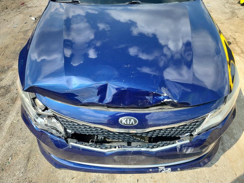 Photo 11 from auction – 2018 KIA OPTIMA with VIN 5XXGW4L27JG229888