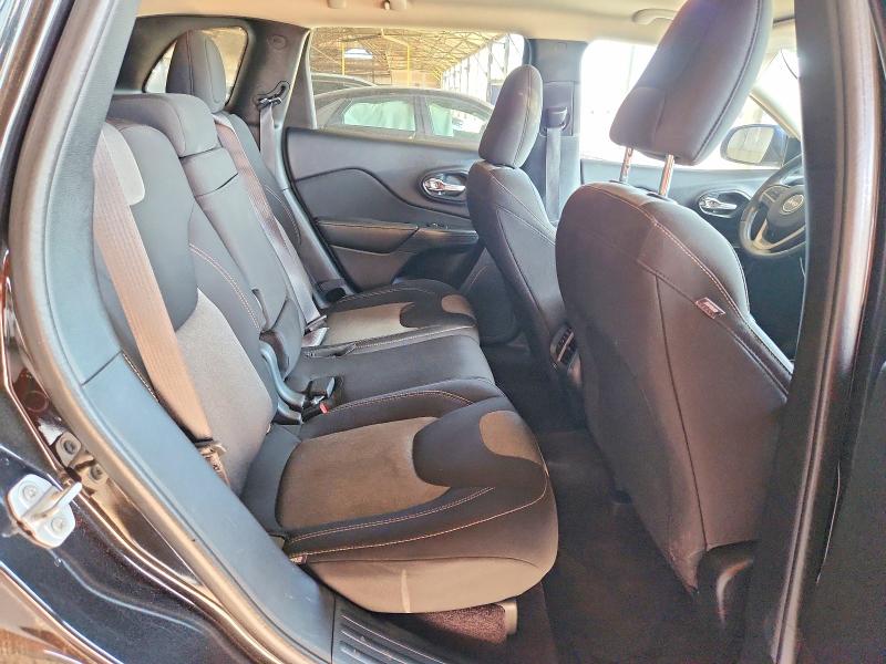 Photo 11 from auction – 2016 JEEP CHEROKEE with VIN 1C4PJLAB3GW303469