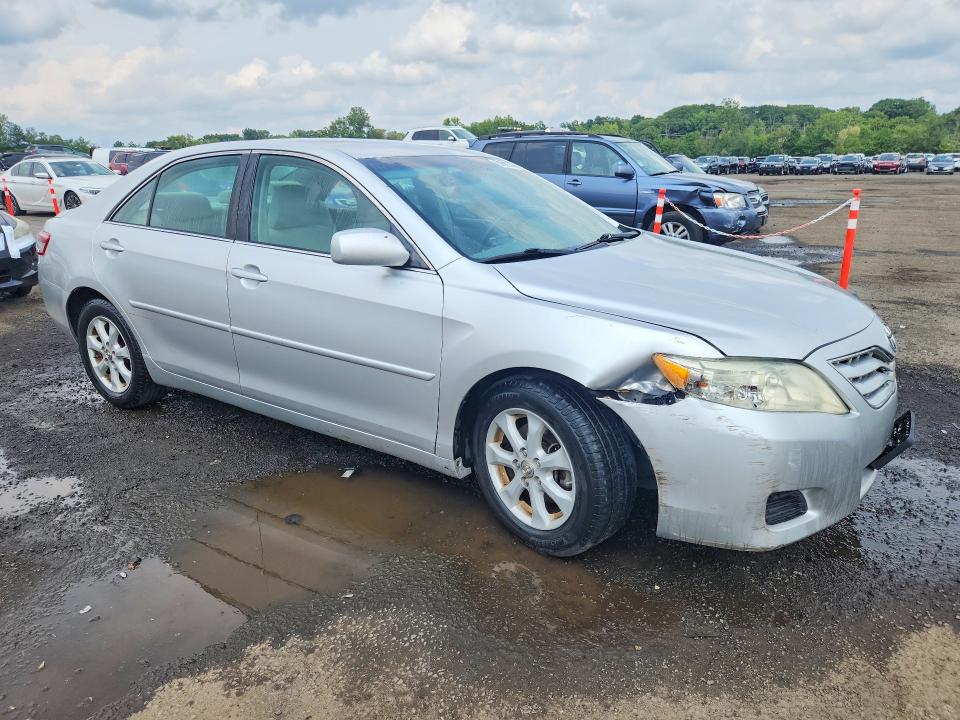 Photo 4 from auction – 2011 TOYOTA CAMRY with VIN 4T4BF3EK1BR106473