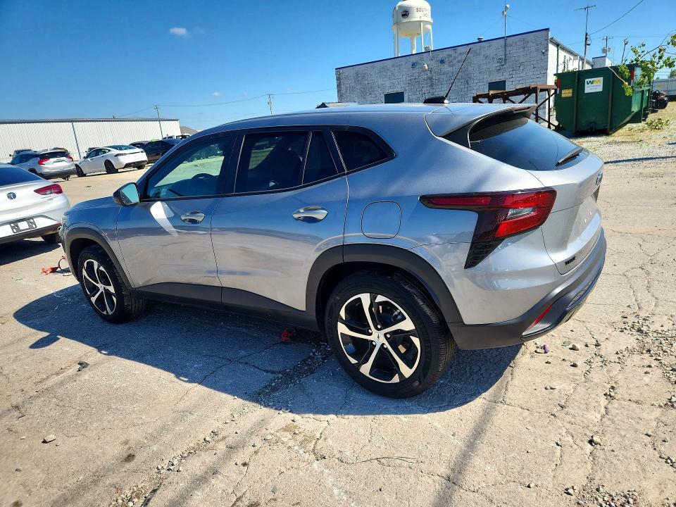 Photo 2 from auction – 2025 CHEVROLET TRAX with VIN KL77LGEP6SC209925