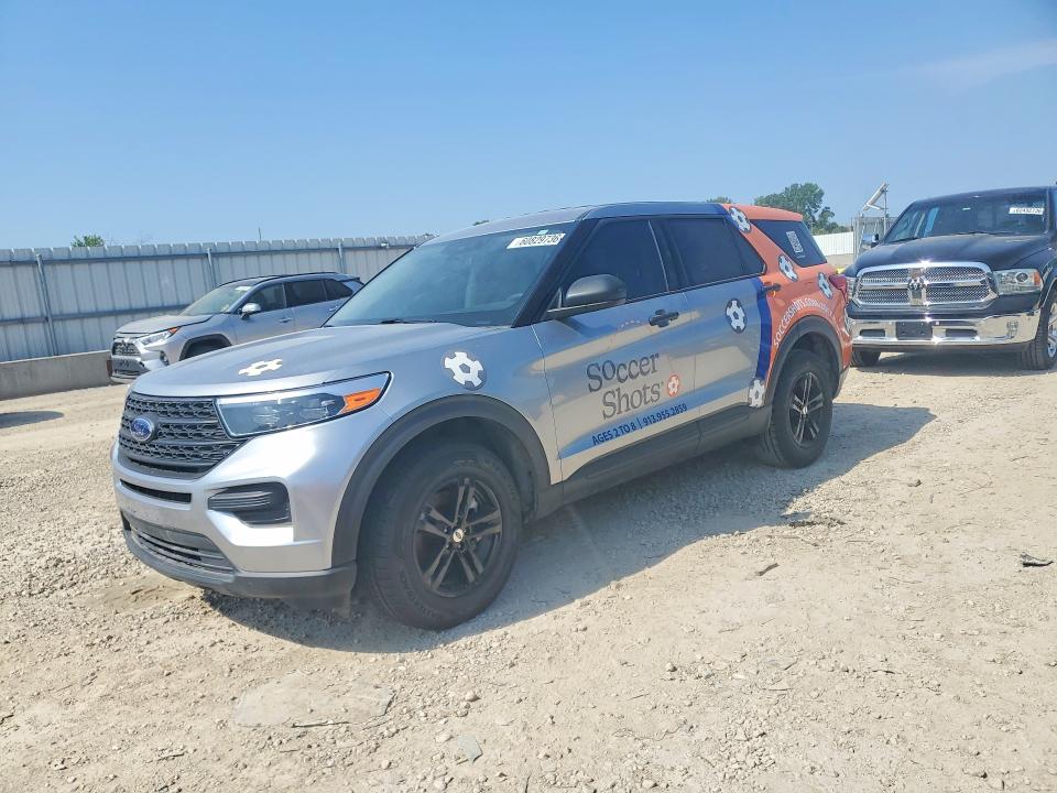 FORD EXPLORER 2022 with VIN 1FMSK8BHXNGA91163 - Photo from auction