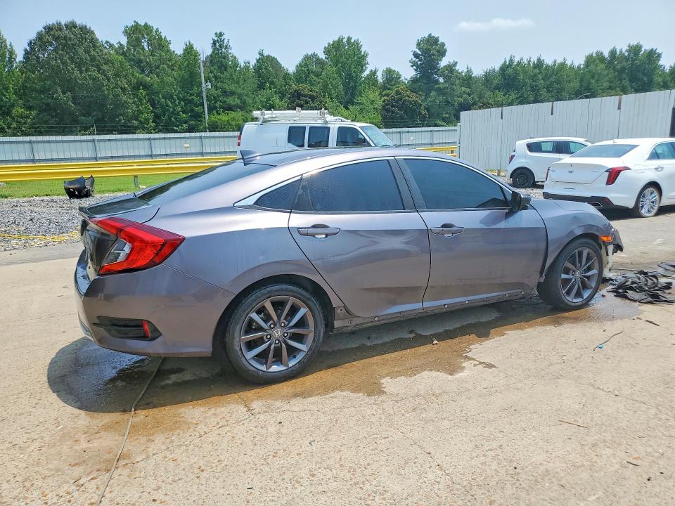 Photo 3 from auction – 2021 HONDA CIVIC with VIN 19XFC1F31ME008792