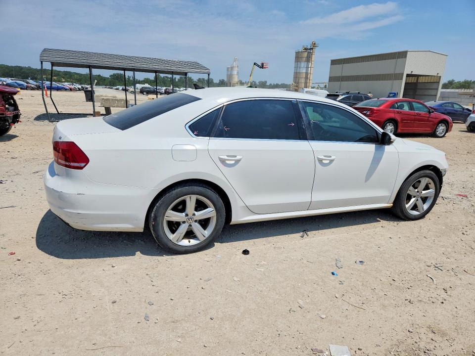 Снимка 3 от търг – 2012 VOLKSWAGEN PASSAT с VIN 1VWBH7A39CC064752
