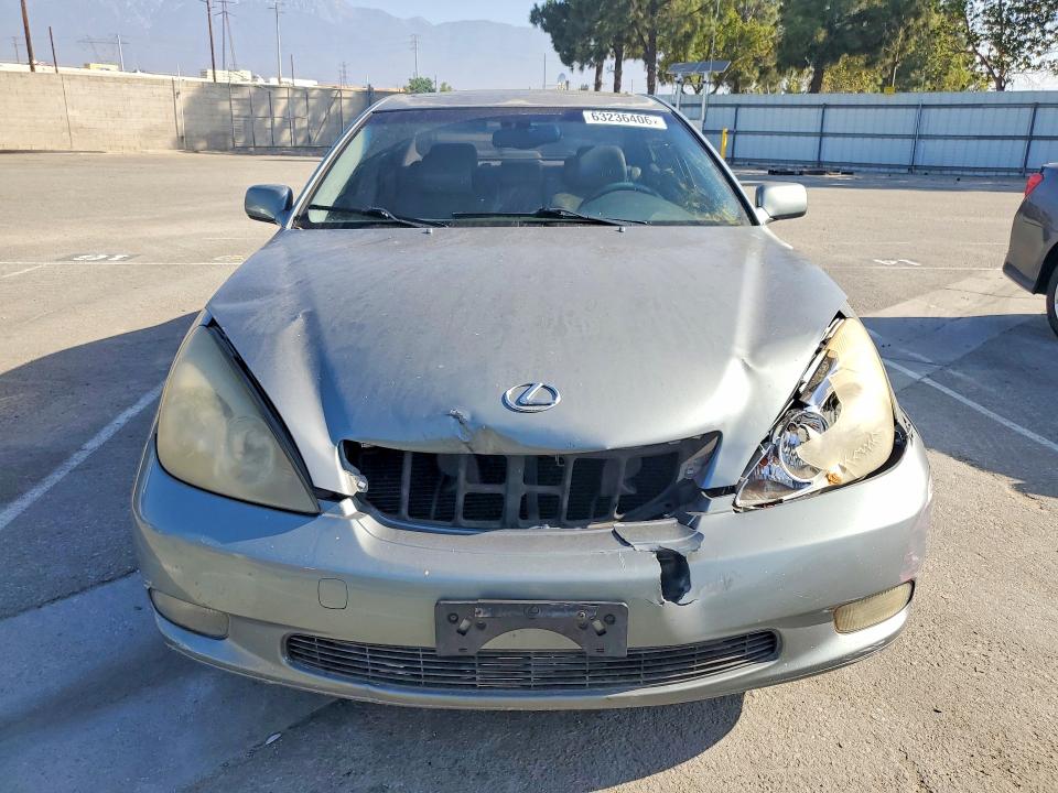 Photo 5 from auction – 2004 LEXUS ES with VIN JTHBA30G540015666