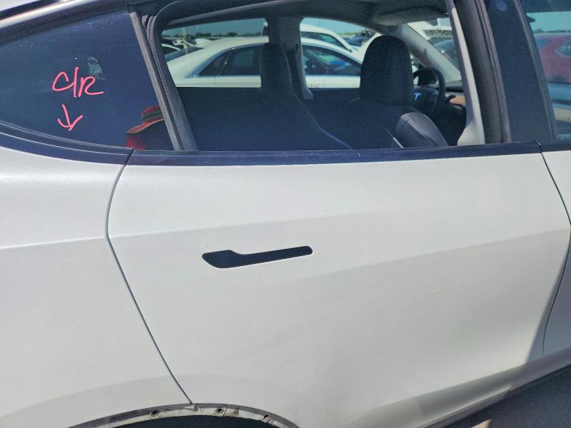 Photo 10 from auction – 2022 TESLA MODEL Y with VIN 7SAYGDEE8NF419834