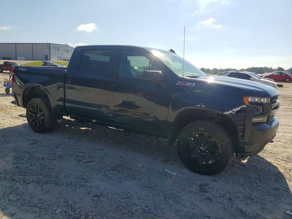 Photo 4 from auction – 2021 CHEVROLET SILVERADO with VIN 1GCPYFED7MZ441258