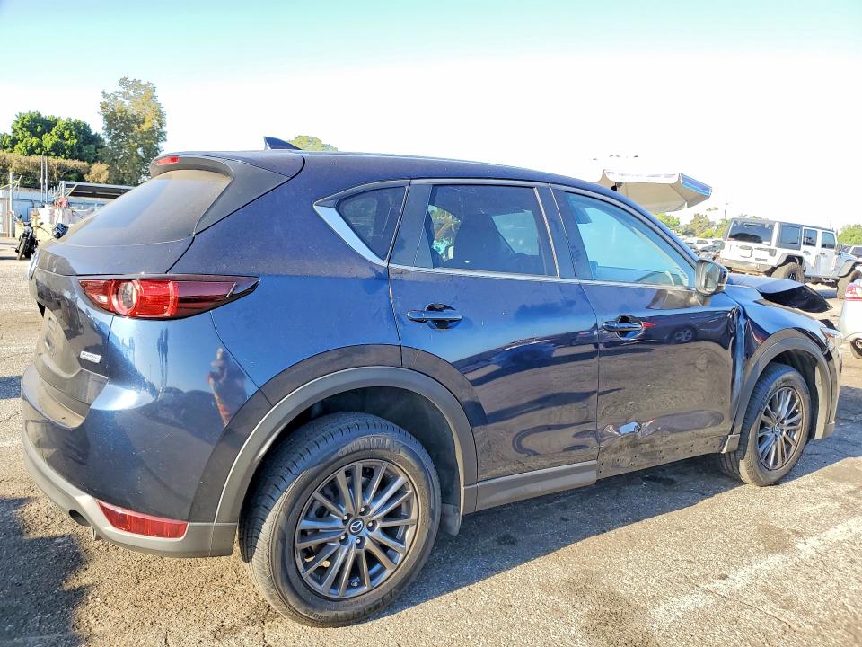 Photo 3 from auction – 2019 MAZDA CX-5 with VIN JM3KFACM3K0698934