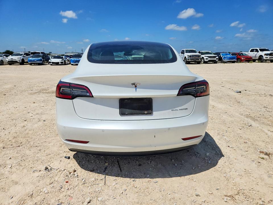 Zdjęcie 6 z aukcji – 2022 TESLA MODEL 3 z VIN 5YJ3E1EB3NF289639