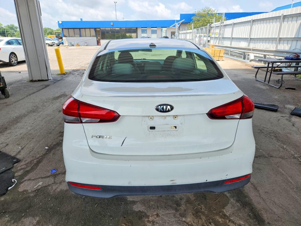 Photo 6 from auction – 2017 KIA FORTE with VIN 3KPFK4A79HE069764