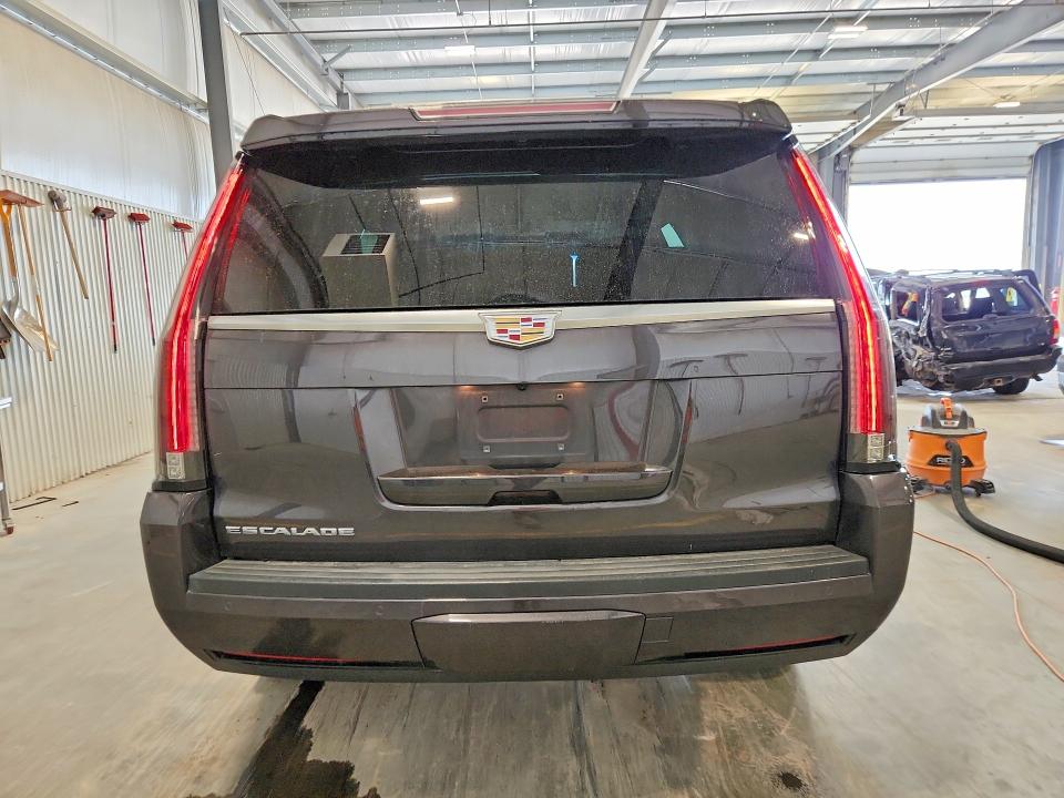Photo 6 from auction – 2016 CADILLAC ESCALADE with VIN 1GYS4BKJ9GR429412