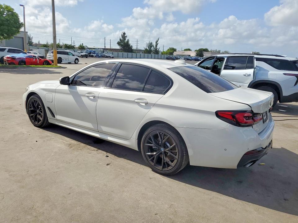 Foto 2 de la subasta – 2021 BMW 530E con VIN WBA13AG04MCH28187