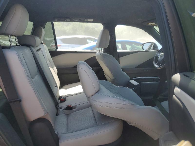 Фото 11 с аукциона – 2024 LEXUS TX 350 с VIN 5TDAAAB67RS000127