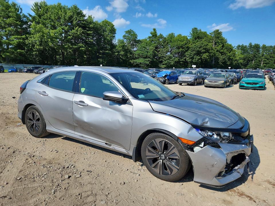 Photo 4 from auction – 2017 HONDA CIVIC with VIN SHHFK7H62HU424796