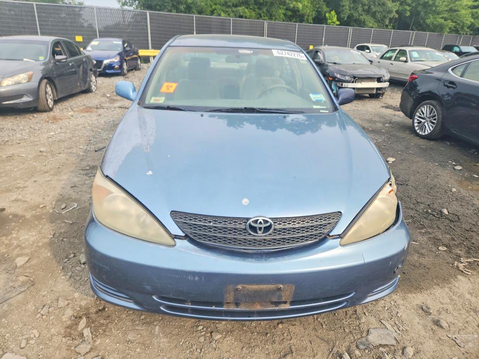 Photo 5 from auction – 2004 TOYOTA CAMRY with VIN 4T1BE32K74U917120