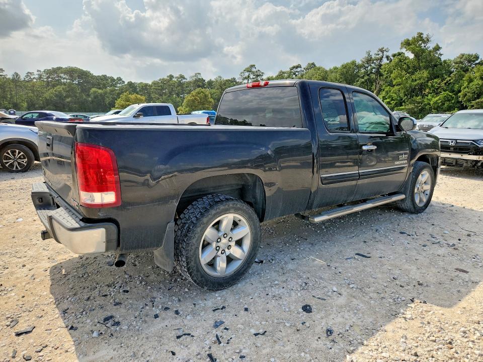 Photo 3 from auction – 2013 GMC SIERRA with VIN 1GTR1VE07DZ115545