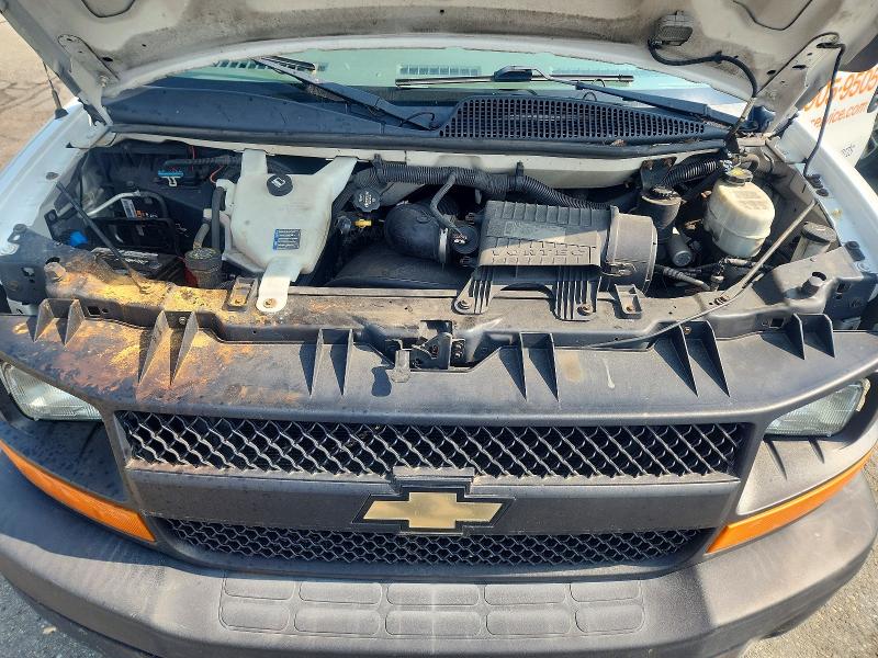 Photo 12 from auction – 2013 CHEVROLET EXPRESS G1500 with VIN 1GCSGAFX4D1162082
