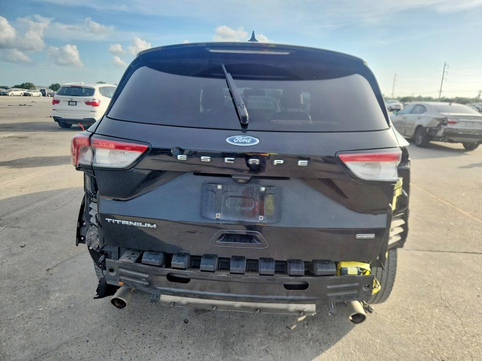 Photo 6 from auction – 2020 FORD ESCAPE with VIN 1FMCU0DZ4LUA68207