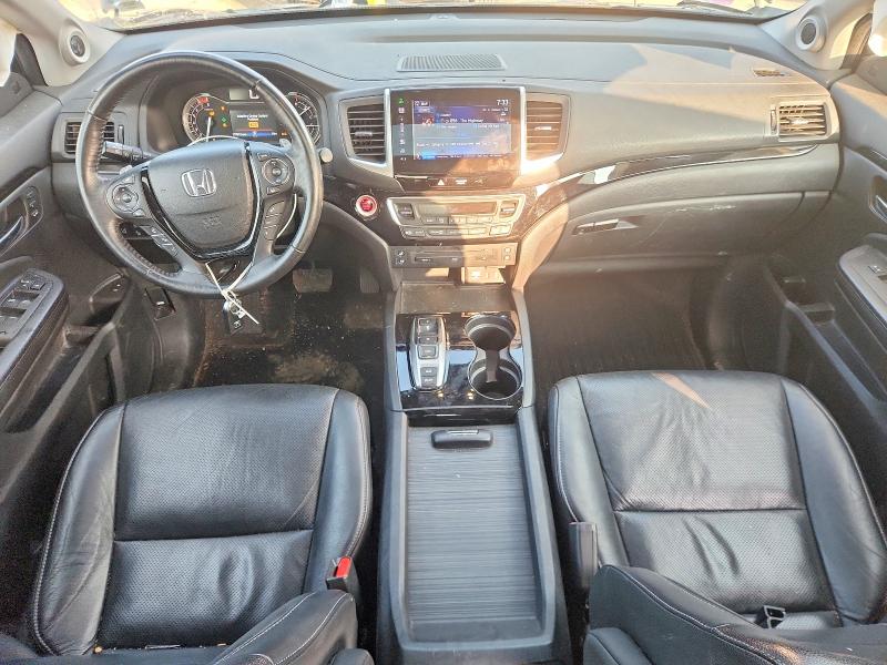 Photo 8 from auction – 2016 HONDA PILOT with VIN 5FNYF6H02GB041671