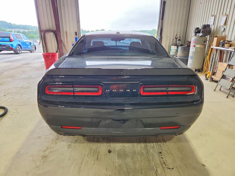 Photo 6 from auction – 2020 DODGE CHALLENGER with VIN 2C3CDZAG1LH117852