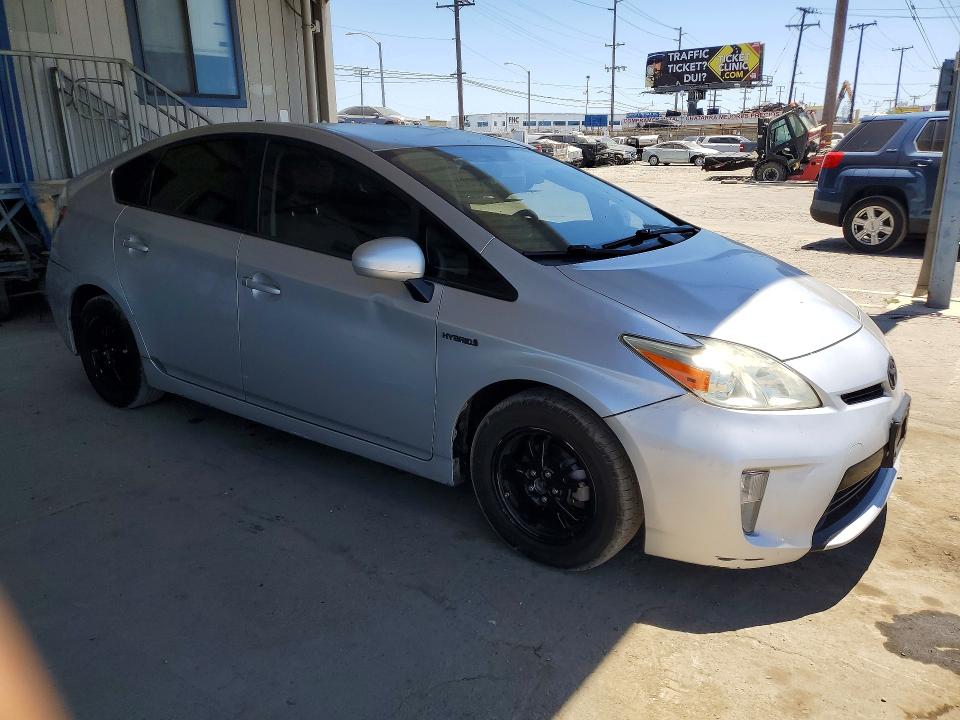 Photo 4 from auction – 2012 TOYOTA PRIUS with VIN JTDKN3DU4C5524610
