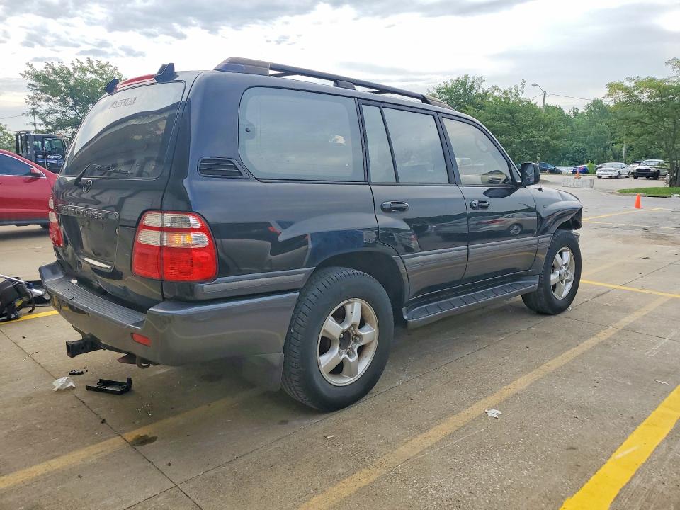 Photo 3 from auction – 2003 TOYOTA LAND CRUISER with VIN JTEHT05J732036915