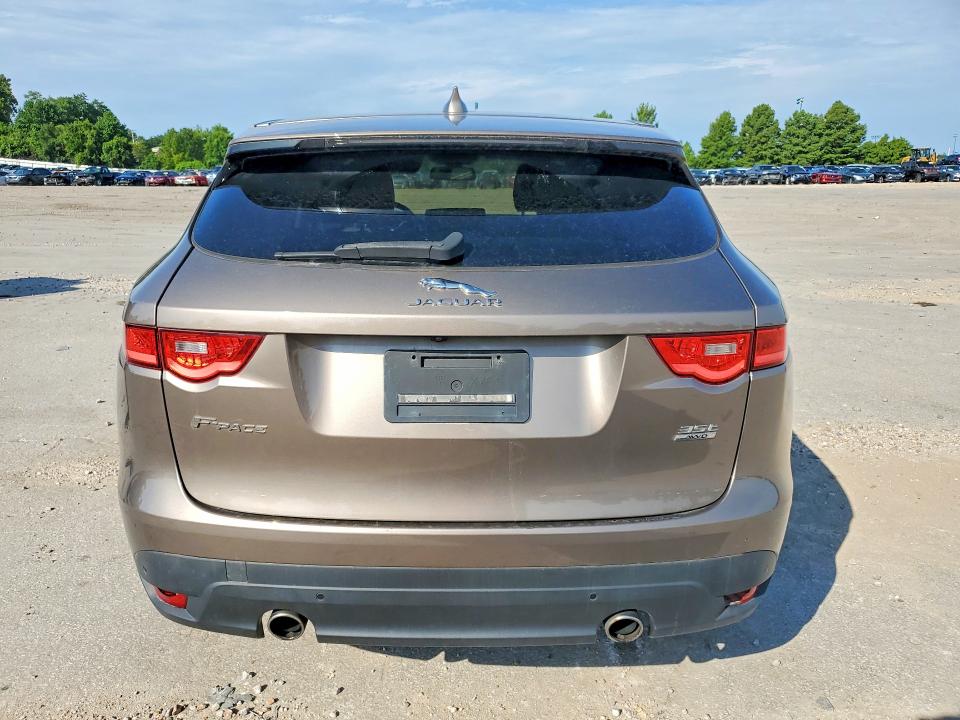 Photo 6 from auction – 2017 JAGUAR F-PACE with VIN SADCK2BV1HA895844