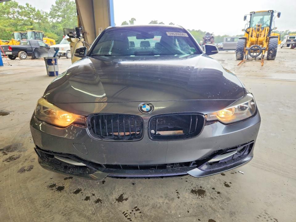 Photo 5 from auction – 2014 BMW 328 with VIN WBA3A5C54EP600109