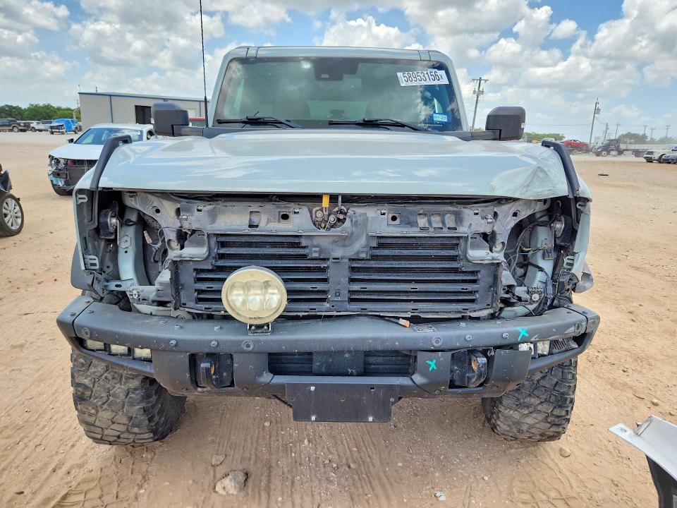 Photo 5 from auction – 2022 FORD BRONCO with VIN 1FMEE5DP8NLA72531