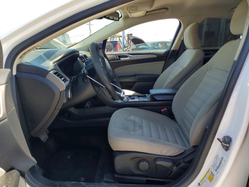 Photo 7 from auction – 2019 FORD FUSION with VIN 3FA6P0G75KR108521