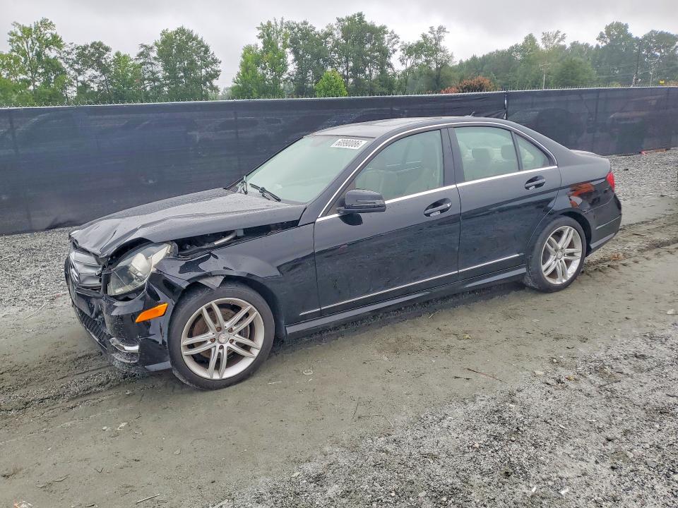 MERCEDES-BENZ C 2012 with VIN WDDGF8BBXCA692055 - Photo from auction