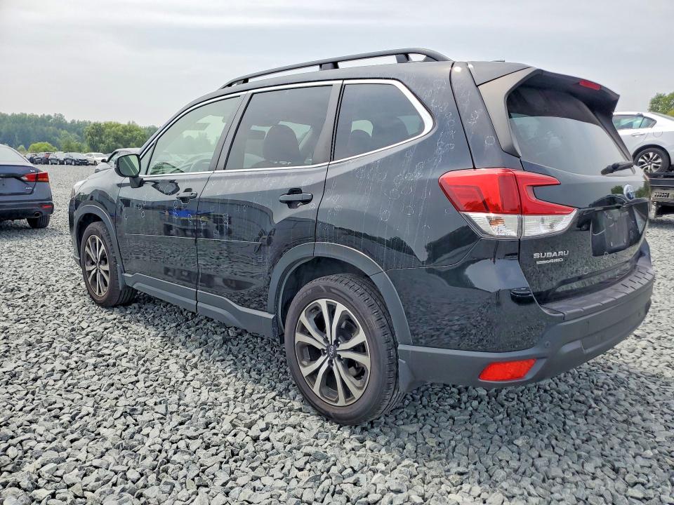 Photo 2 from auction – 2023 SUBARU FORESTER with VIN JF2SKAPC5PH468456