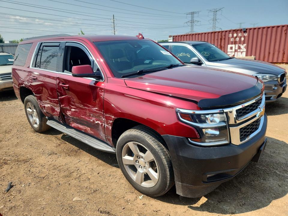 Photo 4 from auction – 2017 CHEVROLET TAHOE with VIN 1GNSKBKC6HR144351