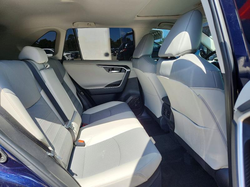 Photo 11 from auction – 2024 TOYOTA RAV4 with VIN 2T3D6RFV9RW074145
